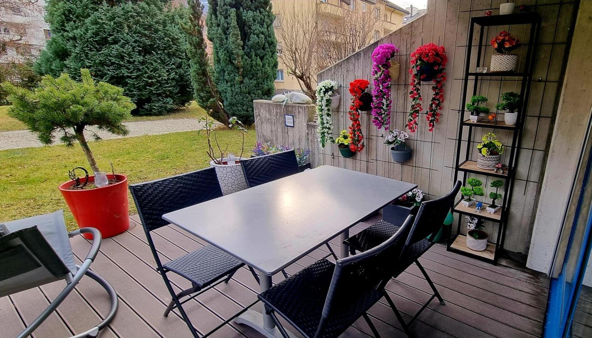 Appartement Avec Terrasse Sion Exterior foto